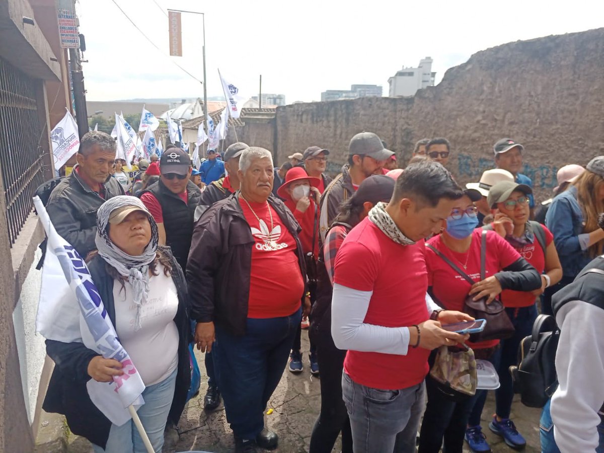 FENOC_ECUADOR's tweet photo. Nuevamente el falso dirigente Marcelo Ushiña usa el nombre de la @FENOC_ECUADOR para sus intereses. USHIÑA viola la resolución ministerial que le otorga a Fernando Samaniego la presidencia de FENOC. Este individuo está denunciado. @FiscaliaEcuador @Presidencia_Ec @LassoGuillermo https://t.co/0Pc6vOMCRN