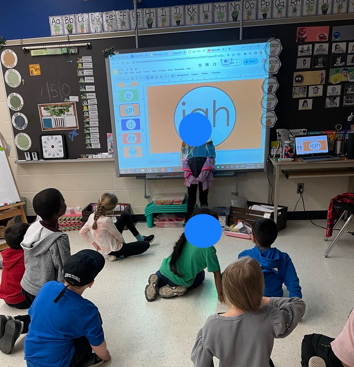 Our favourite literacy game lately! A student faces away from the smart board while the others make the sound they see. Next they guess what letter or combination of letters made the sound. Sometimes there are multiple combinations to guess! <a href="/SirIsaacBrockPS/">Sir Isaac Brock PS</a> <a href="/TVDSBLiteracy/">TVDSBLiteracy</a>