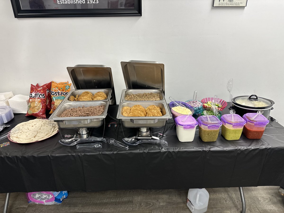 tacomane608's tweet image. #TacoMane608 #BuffetStyle #Event  Book us for your catering needs!!  Known for the tacos but will cater whatever you need. #YaHemi