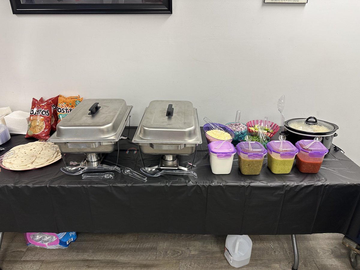 tacomane608's tweet image. #TacoMane608 #BuffetStyle #Event  Book us for your catering needs!!  Known for the tacos but will cater whatever you need. #YaHemi