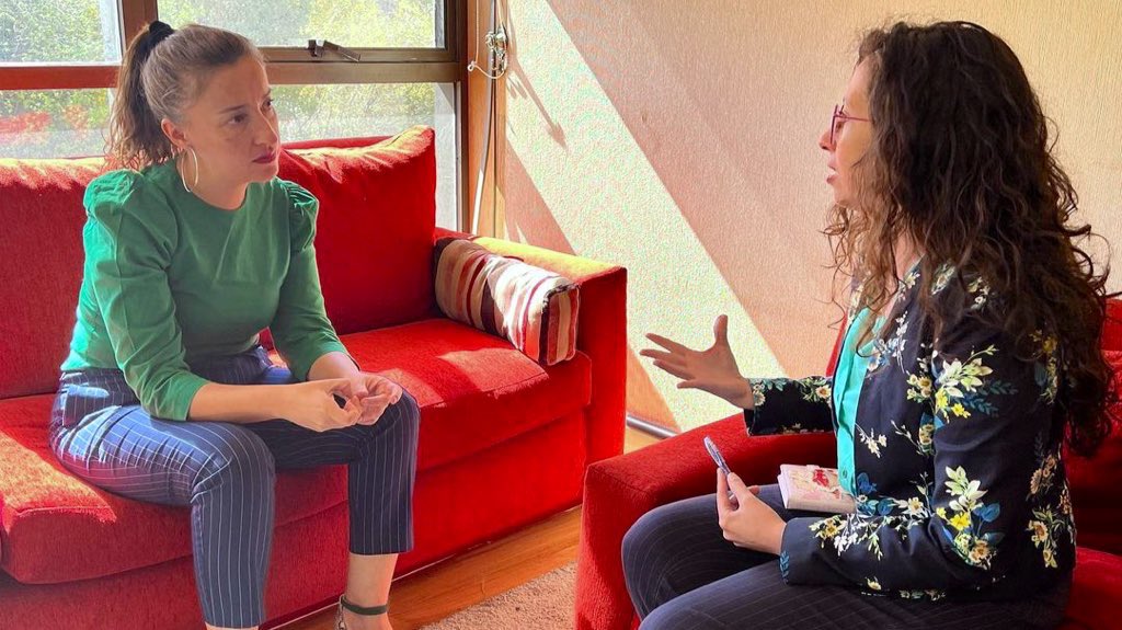 Aprobado en general en la <a href="/Camara_cl/">Diputadas y Diputados de Chile</a> el proyecto que establece paridad de género en proyectos de investigación y becas en Ciencia, Tecnología, Ingenierías y Matemáticas ✅

Iniciativa presentada por @GaelDiputada junto a otr@s parlamentari@s y que impulsamos desde @Min_Ciencia 🙌