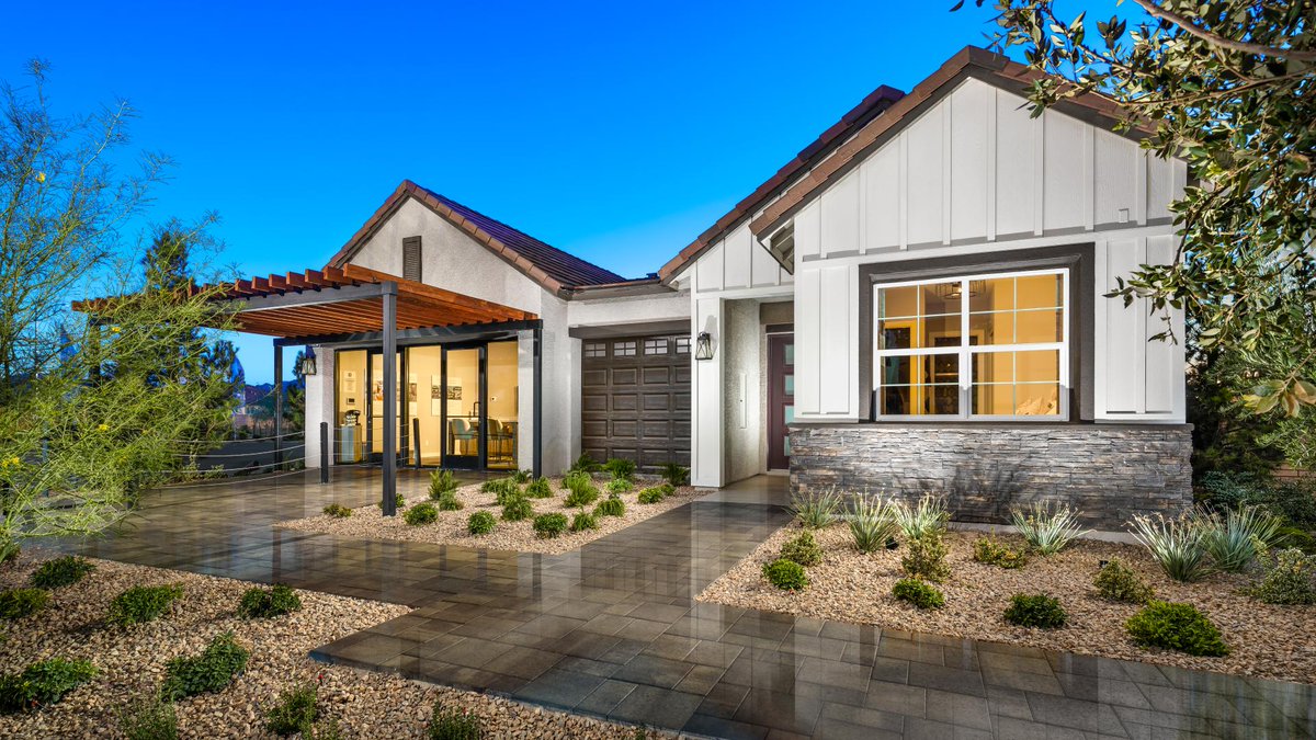 CadenceNV's tweet photo. The #Kelton (homesite 70) inside @tollbrothers' #Everleigh collection at Cadence is calm, airy and open! ☀️😍
Learn more about this #QuickMoveIn home and others in the #Everleigh collection by visiting the link below!
https://t.co/ir26NXGIFq https://t.co/WOG42eGLMe