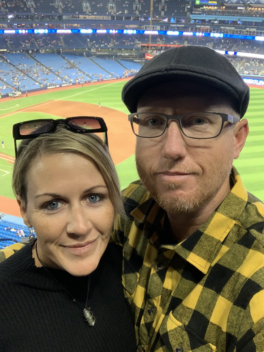 Process_house's tweet photo. Traveled from Australia to watch the @BlueJays #nextlevel https://t.co/YuUkrji8IT
