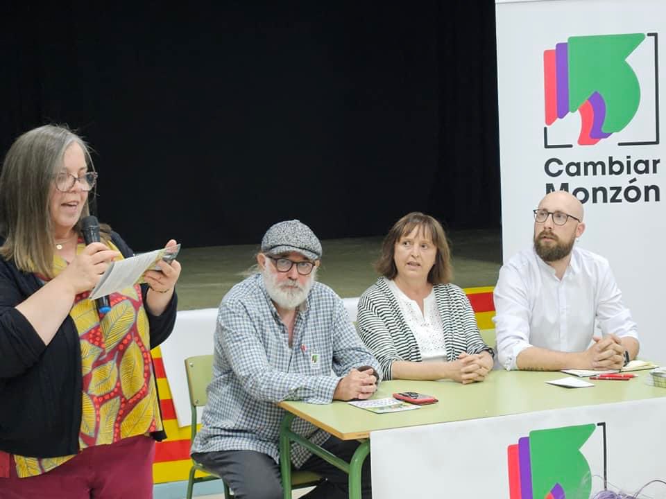vicentegueonc's tweet photo. Tarde de presentación de la candidatura de @CambiarMonzon
Gracias a todas las personas que se han acercado a conocer a nuestro equipo y proyecto de ciudad para #Monzón #Selgua y #Conchel
#TrabajoTrabajoTrabajo #28M https://t.co/nXRGHHUeTM