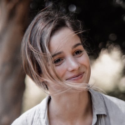 loulouct's tweet photo. How can you resist that smile, that.....her!
WHAT THE FORK
#SaveWarriorNun #WarriorNun #Filite🛹
#RepresentationMatters ❤️⚔️🧢🥷😼 https://t.co/wn8bGT3A4Q