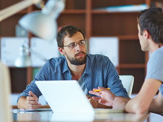 PCohan's tweet image. A discovery call is a structured conversation; a demo is a conversational performance!