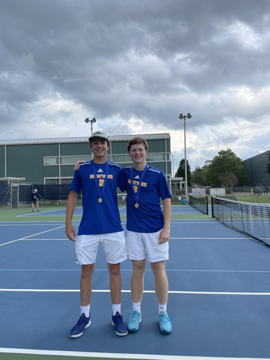 Stephen Smith & Austin Victory are headed to State! Regional doubles champions 🏆🎾 #letsgobruins @wcsBHSAD @wcsBHS @wcsCOAthletics @cspulliam