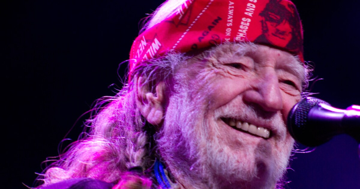 ilovesaclibrary tweet media