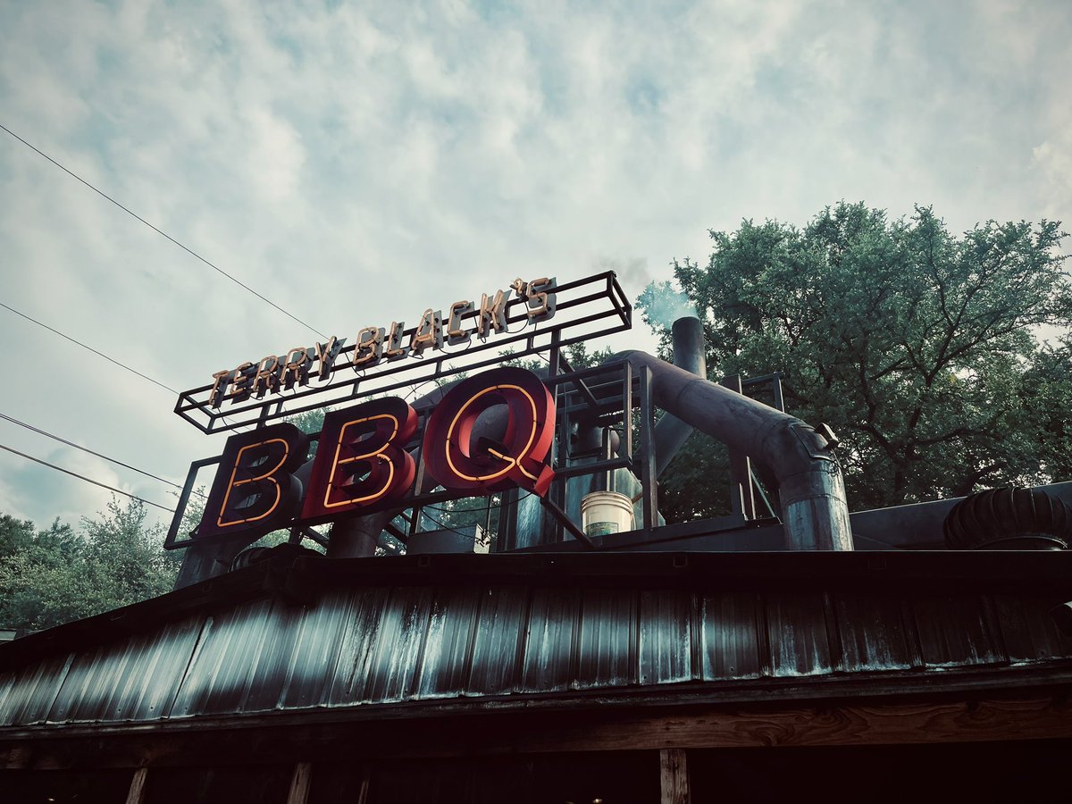 SFACoachGraf's tweet photo. Appreciate my guys at @TerryBlacks_BBQ! They do it right! If you’re coming through #ATX, you gotta stop in!
Time to throw down!
#TXBBQ
#LineCoach https://t.co/4eWKIG1wBk