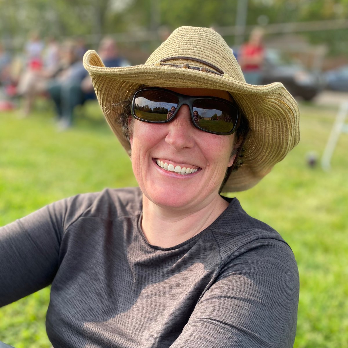 Sera L. Young (@profserayoung) on Twitter photo Heeeey y'all! Just serendipitously ran into the freshly 🍃ASSOCIATE PROFESSOR 👑 KIM SUISEEYA 🥇 at soccer on the *very* day she got #tenure! Let's congratulate her, richly deserved! <a href="/NUsociology/">NU Sociology</a> <a href="/BuffettInst/">Northwestern Buffett Institute for Global Affairs</a> <a href="/WeinbergCollege/">Weinberg College at Northwestern</a> <a href="/for_indigenous/">Center for Native American & Indigenous Research</a> <a href="/KimSuiseeya/">Kim Marion Suiseeya</a> <a href="/IPRatNU/">Institute for Policy Research at Northwestern</a> <a href="/NorthwesternU/">Northwestern</a> Heeeey y'all! Just serendipitously ran into the freshly 🍃ASSOCIATE PROFESSOR 👑 KIM SUISEEYA 🥇 at soccer on the *very* day she got #tenure! Let's congratulate her, richly deserved! <a href="/NUsociology/">NU Sociology</a> <a href="/BuffettInst/">Northwestern Buffett Institute for Global Affairs</a> <a href="/WeinbergCollege/">Weinberg College at Northwestern</a> <a href="/for_indigenous/">Center for Native American & Indigenous Research</a> <a href="/KimSuiseeya/">Kim Marion Suiseeya</a> <a href="/IPRatNU/">Institute for Policy Research at Northwestern</a> <a href="/NorthwesternU/">Northwestern</a>