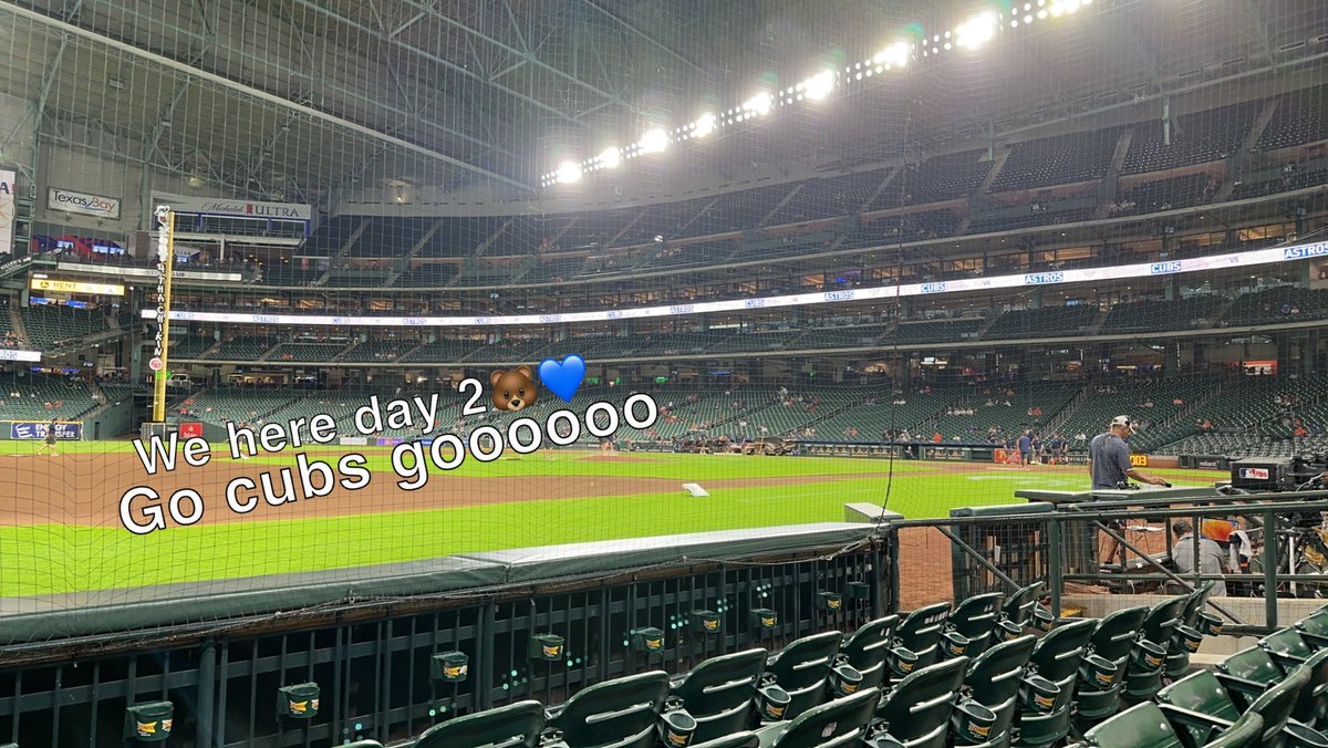 ChampagneJase's tweet photo. Go cubssss goooooo💙💙💙💙 @Cubs https://t.co/qdq1SdFDpA