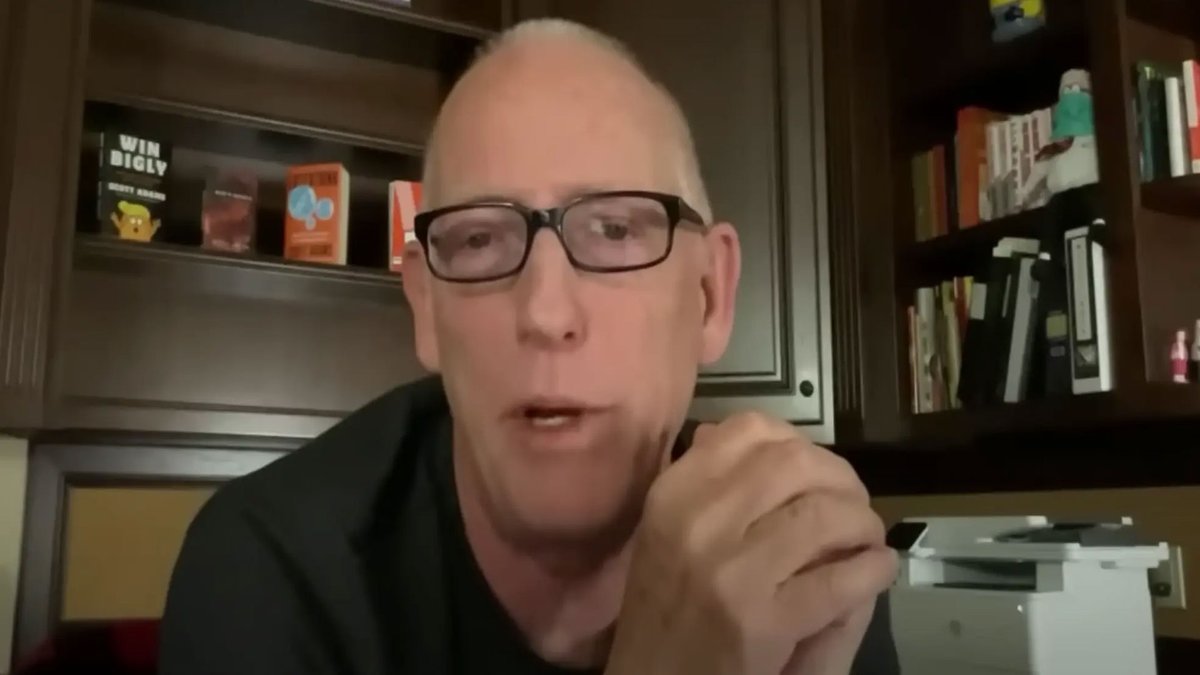 TheMessenger's tweet image. "Dilbert" creator takes "spicier" version of comic strip to Twitter after newspapers dropped him over racial comments trib.al/fRLpCx1