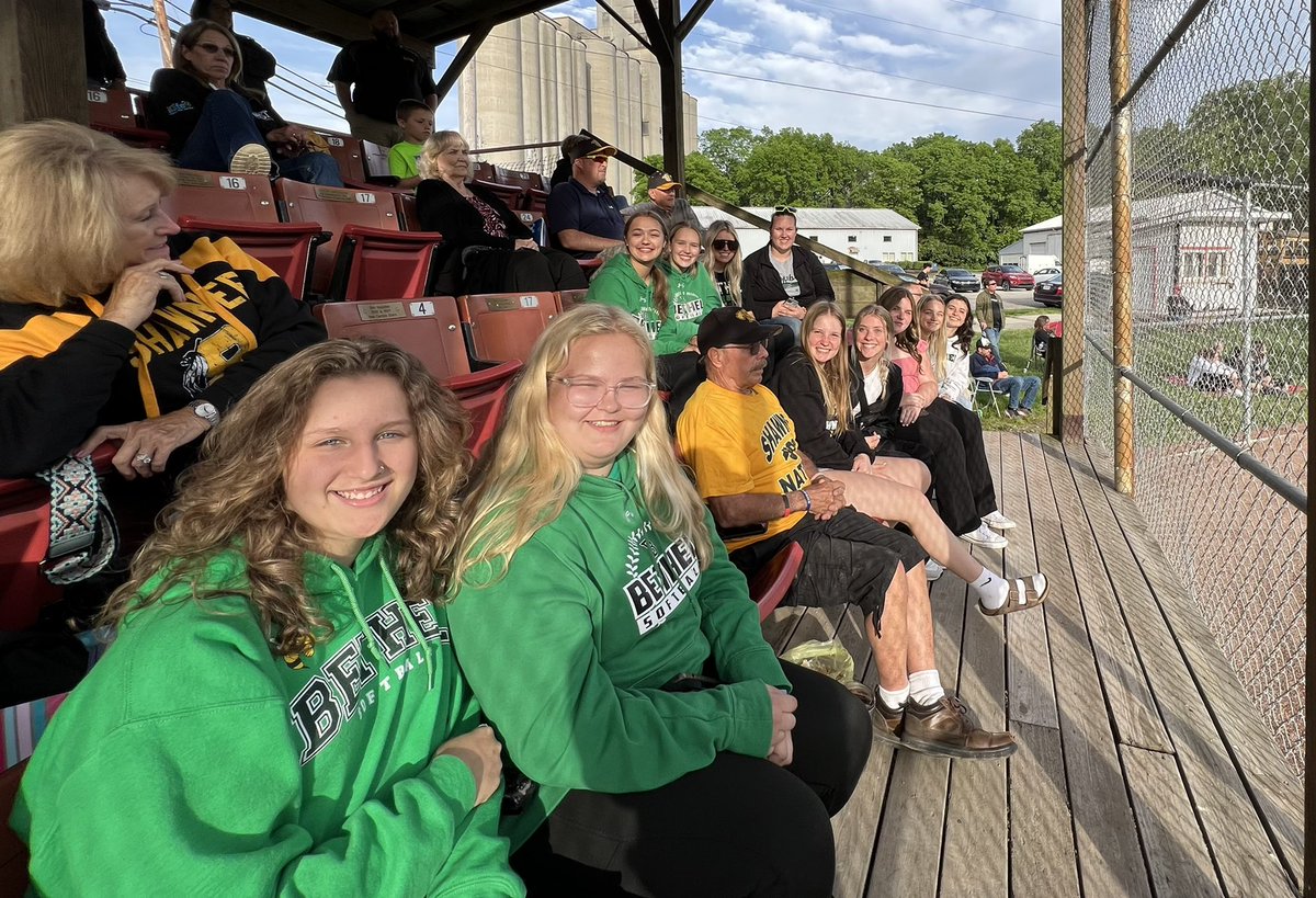 Although our season is over, we had to return the favor of supporting <a href="/bethelbeesBB/">Bethel Baseball</a> tonight in their round one tournament game!!