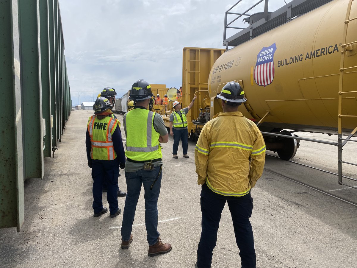 More than 100 first responders attended a three-day hazmat training exercise last week in Salt Lake City, sponsored by Union Pacific and TRANSCAER. Learn more about the UP Hazmat team's community training at up.com/up/aboutup/com…