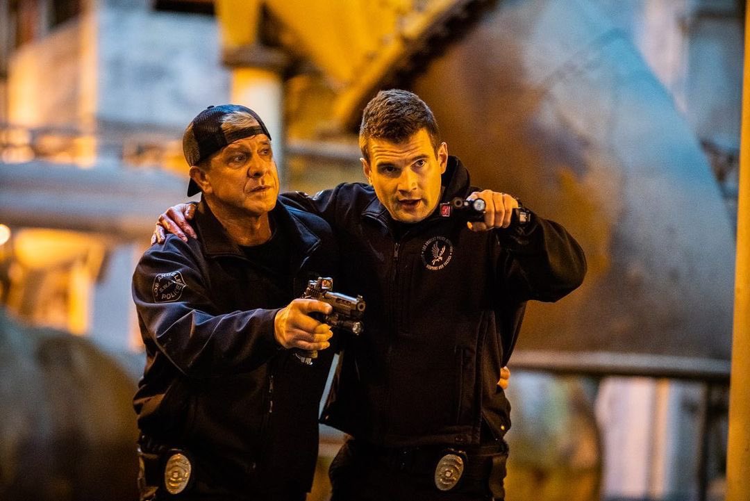 swat_deaconluca's tweet photo. All finale episode !!! The finale  Friday !! Will Luca still be here ?? Tune in Friday for an epic show !! @cbstv @swatcbs @sptv
.
Repost @TheKennyJohnson 
.
 #swat #swat2023 #SWATS6 #swatfridays #swatcbs #cbstv #sptv #rollswat #swatseasonfinale #legacy #wgastrong
(S6xE22) https://t.co/uFyBWKOrUS