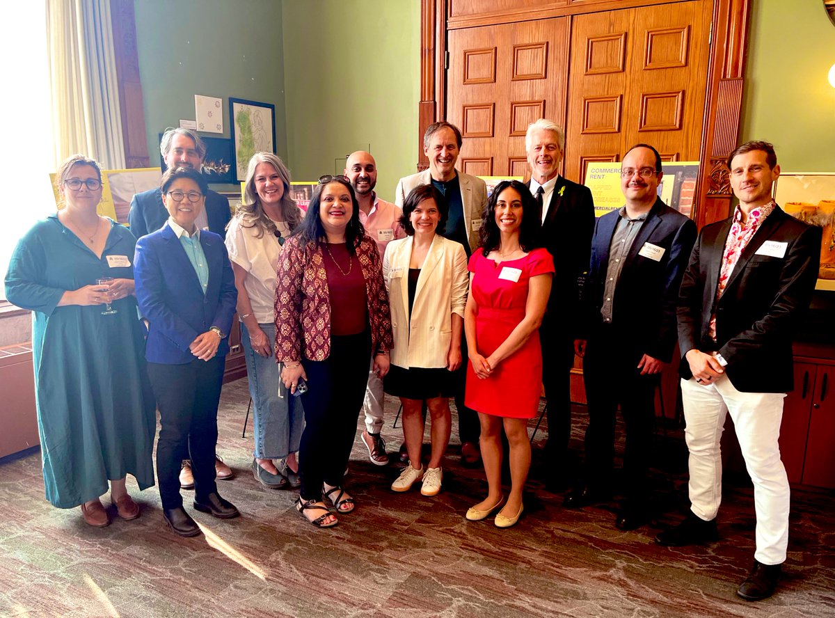 Kristyn Wong-Tam 🇨🇦 (@kristynwongtam) on Twitter photo As a former small business owner, I deeply appreciate the unique perspective that independent entrepreneurs bring to the policy table. Thank you <a href="/BetterWayCAN/">Better Way Alliance</a> for visiting Queen’s Park. We look forward to advancing paid sick days, good wages and commercial rent reform with you. As a former small business owner, I deeply appreciate the unique perspective that independent entrepreneurs bring to the policy table. Thank you <a href="/BetterWayCAN/">Better Way Alliance</a> for visiting Queen’s Park. We look forward to advancing paid sick days, good wages and commercial rent reform with you.