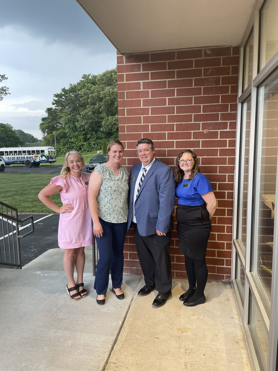 BrittanyLBranch's tweet photo. Grateful to have @aplusedtech @scibri @LindseySipe share about the opportunities our students, staff, and communities have had thanks to our digital learning impact grant from @ncdpiDTL #digitalremix https://t.co/LQTRGYcNNH