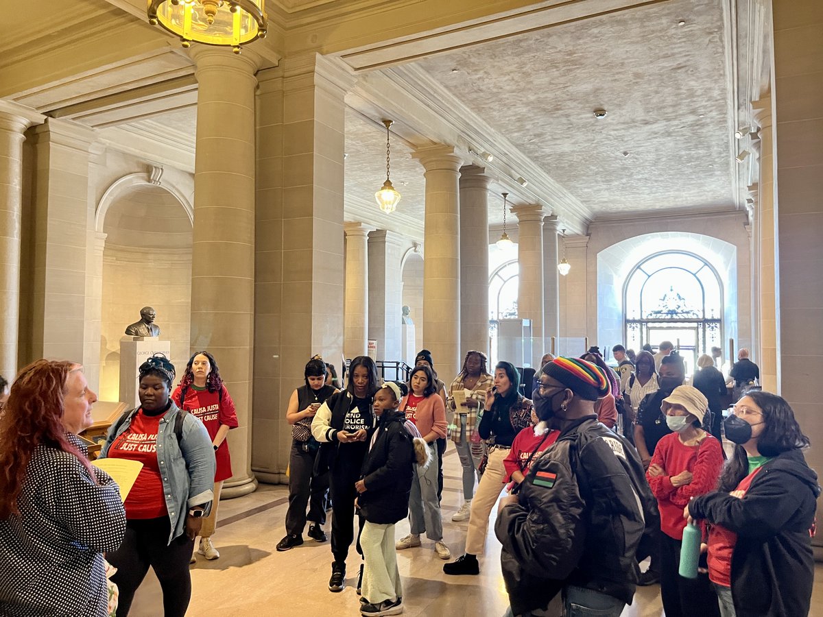 jwaggo's tweet image. Energized by all the folks who turned out today to fund @CART_SF as a behavioral health response to non-emergency 911 &amp;amp; 311 calls about homelessness.

Join @LWVSF in this ⭐️5-point⭐️ request to @LondonBreed &amp;amp; San Francisco Supervisors: lwvsf.org/home/f/sf-must…