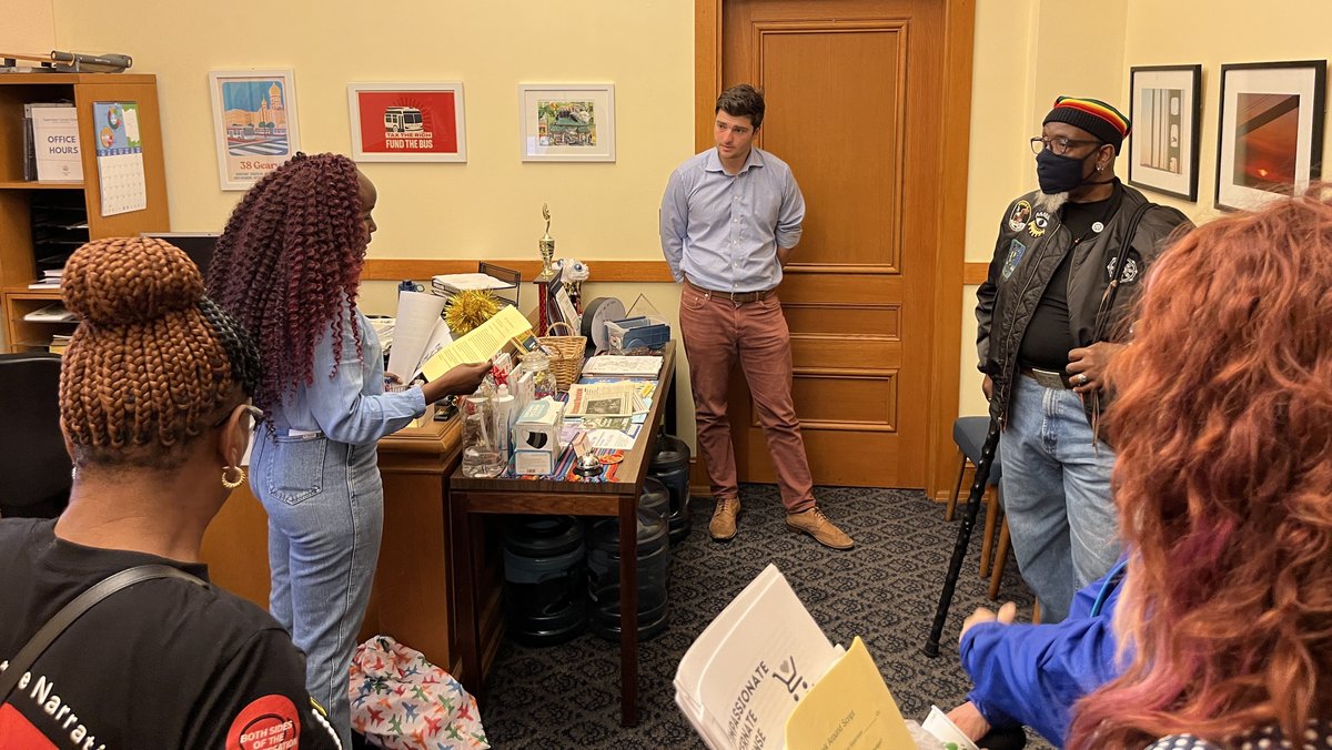 jwaggo's tweet image. Energized by all the folks who turned out today to fund @CART_SF as a behavioral health response to non-emergency 911 &amp;amp; 311 calls about homelessness.

Join @LWVSF in this ⭐️5-point⭐️ request to @LondonBreed &amp;amp; San Francisco Supervisors: lwvsf.org/home/f/sf-must…