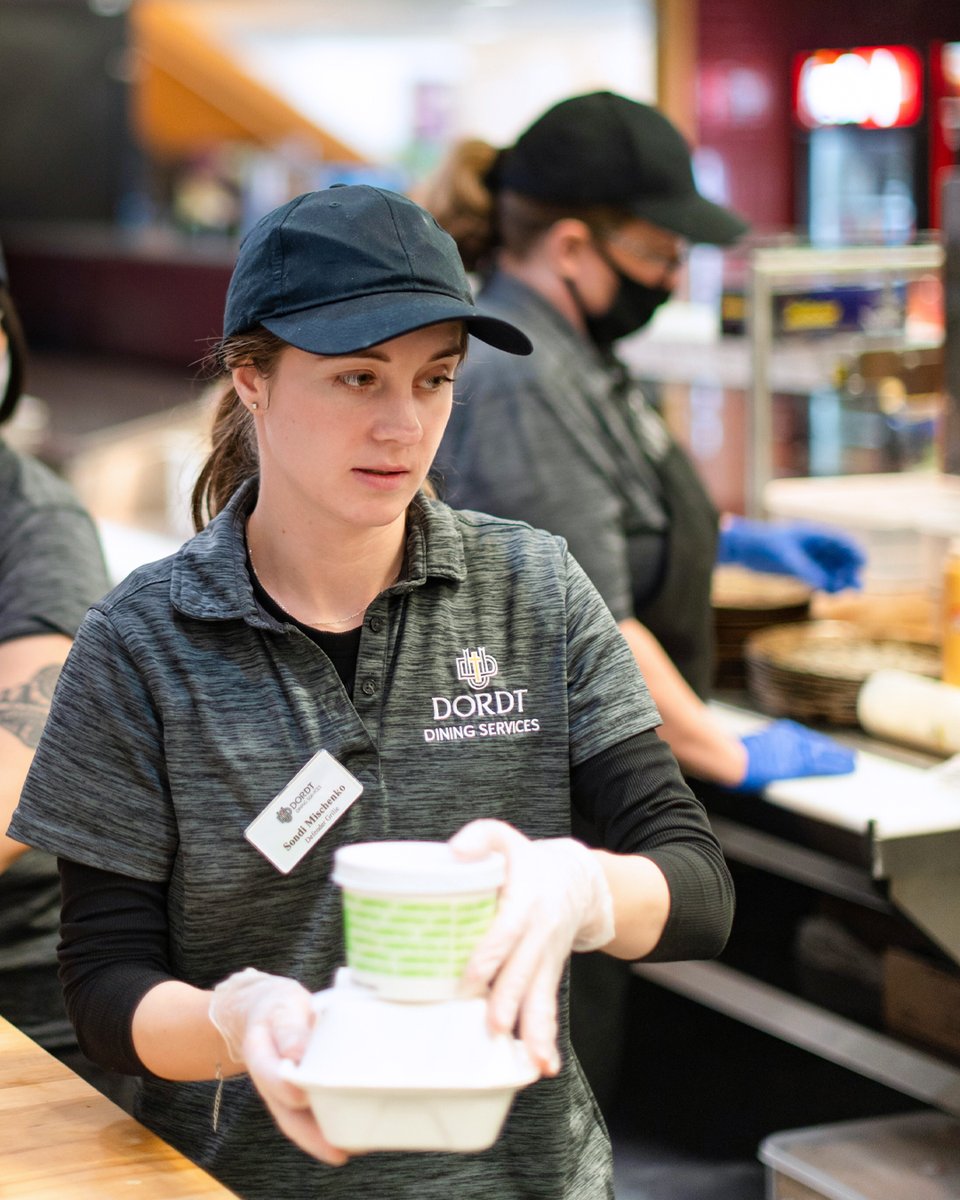 creativedining's tweet image. Diversity, equity, inclusion, and belonging are the foundation of our company and our culinary team at @dordtuniversity embraces this every single day. Olha Riazantseva and Sondi Mishchenko, both Ukrainian, joined our dining team this year at Dordt University.
#creativedining