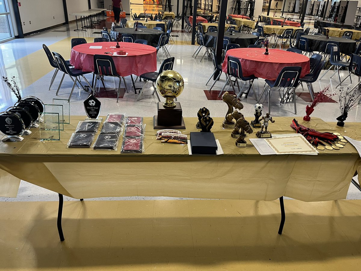 ELDO_BSoccer's tweet image. Ready for our Annual End of Year Soccer Banquet!!! We are excited for the celebrations to begin! @ELDO_GSoccer @EDAztecs_HS #OneEmpire #OneProgram