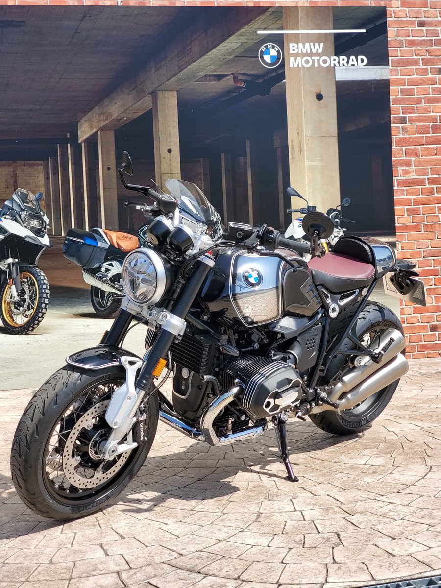 BMWMOTORRADDATZ's tweet photo. 希少車 #RnineT 100 Years #BMW認定中古車 

委託販売の為、店頭展示はしておりませんが、お気なる方はお問い合わせ下さい。

本日・明日は #定休日 となりますm(__)m

#datz #datzhamamatsu #bmwmotorrad #rninet #rninet100years #premiumselection https://t.co/nPiXHtCFRk