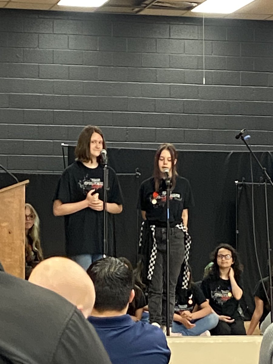 GrahamEducator's tweet photo. And sweet duets! Such a treat to hear these students sing. @NISDZachryCyber @NISDZachry https://t.co/i2m1iRjNKu