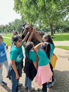 EMDaggettFWISD's tweet photo. Shout out to our 2023 @EMDaggettFWISD Battle of the Books Competition Reading Scholars. Special CONGRATULATIONS 🎉to our @fortworthisd 1st Place 🏆winning 4️⃣th Graders. We are so proud of everyone that supported our superstars. #fwisdlibrary #fwisdbob @amramsey13 @jillbalzer https://t.co/P4UOYzgG22