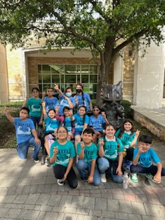 EMDaggettFWISD's tweet photo. Shout out to our 2023 @EMDaggettFWISD Battle of the Books Competition Reading Scholars. Special CONGRATULATIONS 🎉to our @fortworthisd 1st Place 🏆winning 4️⃣th Graders. We are so proud of everyone that supported our superstars. #fwisdlibrary #fwisdbob @amramsey13 @jillbalzer https://t.co/P4UOYzgG22