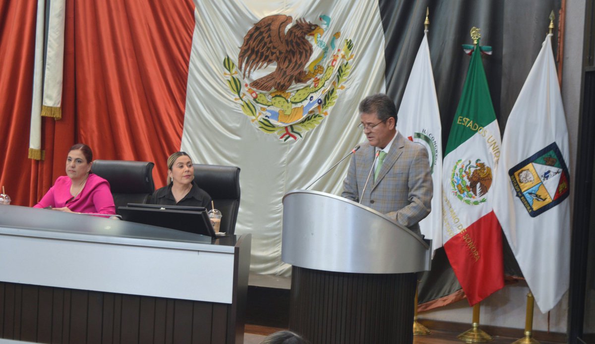 Gracias a todos por mostrarme su amistad y aprecio hasta el último momento que estuve en el pleno.

Me llevo muy buenos amigos, aprendizaje y con más retos que cumplir.