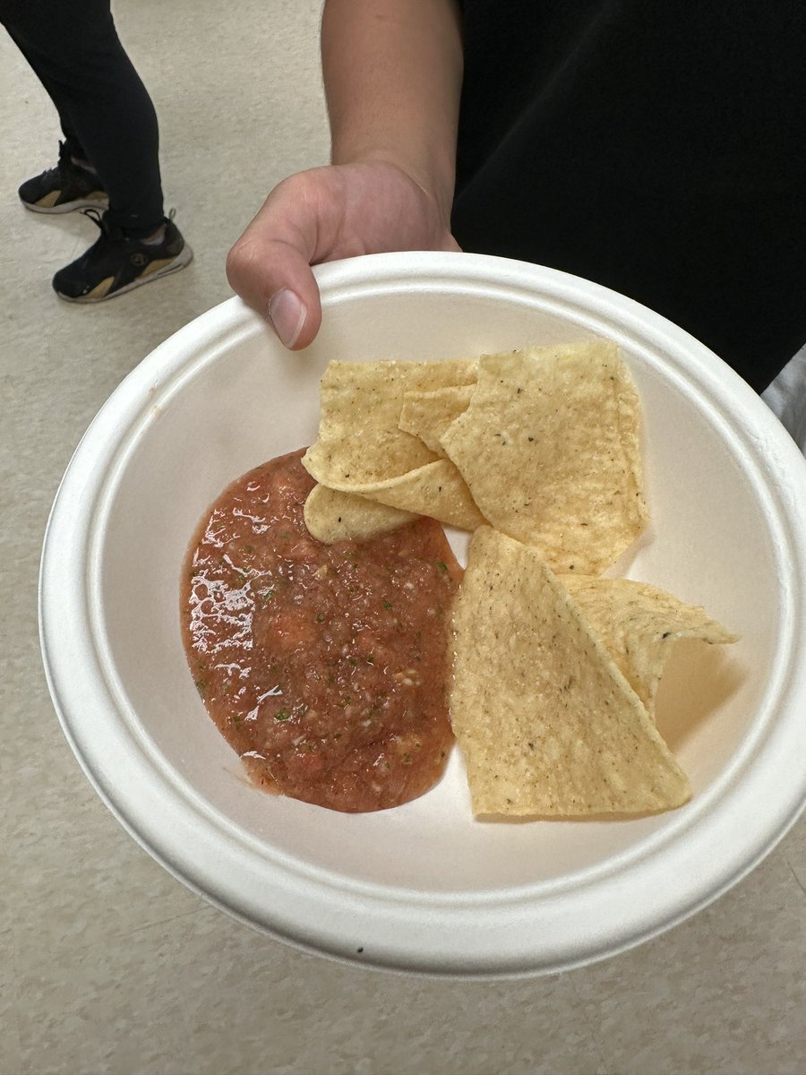What happens when you decide to grow tomatoes, onions, and cilantro in your #SchoolGarden? You have a chips and salsa party on the last day of #ClubSERVE! This has been a great year! #HealthyChoices #Gardening  <a href="/arborridgek8/">ArborRidgeK8_OCPS</a> <a href="/OCPSGreen/">OCPS Sustainability</a> <a href="/OCPSnews/">ocpsnews</a>