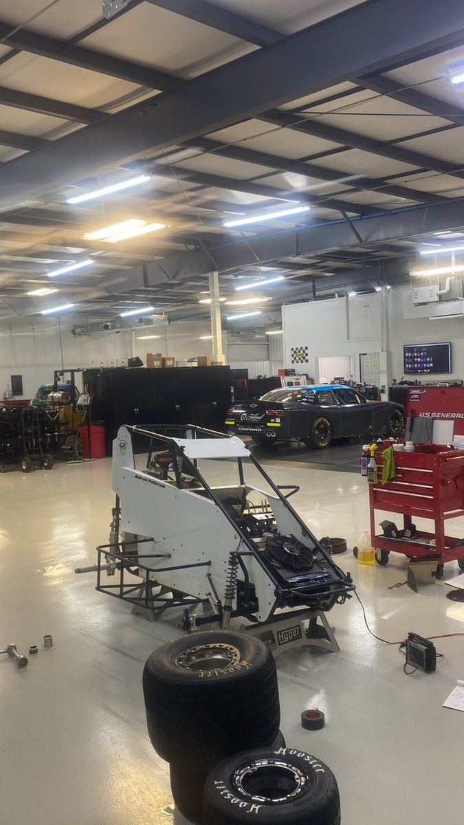 Getting ready for some Wednesday night action!🔥