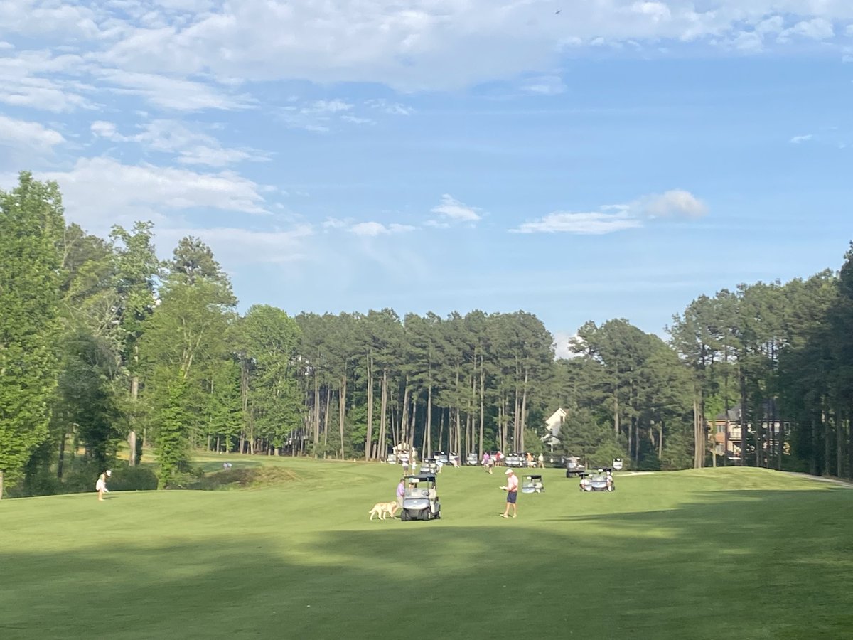 Great turn out from @TheFederalClub members for divot night. We went through 2 pallets of @HarrellsLLC divot recovery mix. @540jimw send more divot mix and my cooler needs to be restocked!