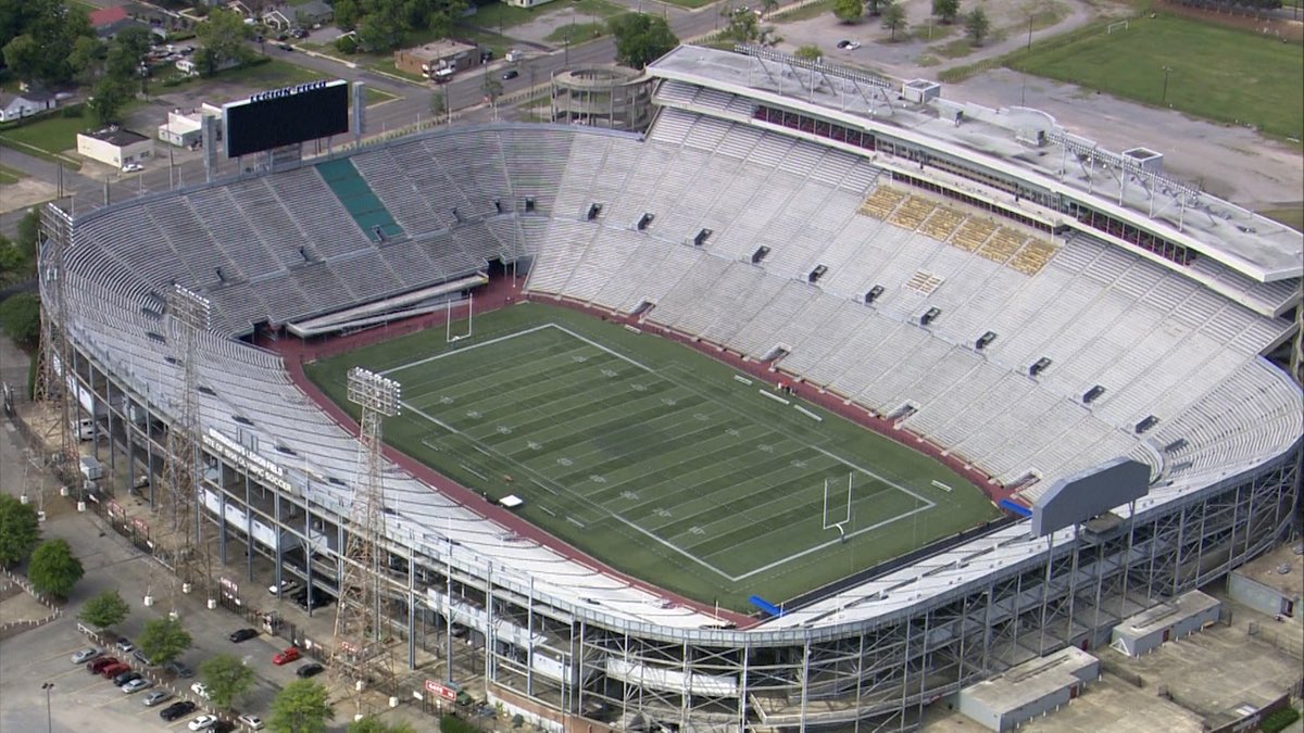 f__l__j's tweet photo. Legion Field to Protective Stadium is a bigger upgrade…. Like, no question https://t.co/ET79RP1rz6