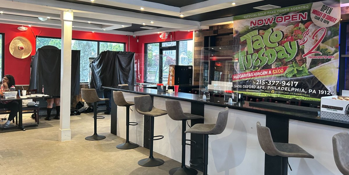 rw_briggs's tweet image. We didn&apos;t get to run this online, but I had to post this @newskag shot of a taqueria in NE Philly that was pressed into service as polling place because another location was closed for construction work 

(it was also Taco Tuesday)