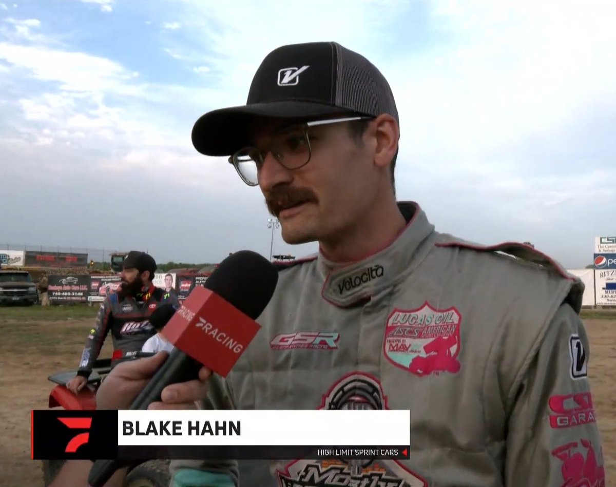 KnoxvilleMoths's tweet photo. .@BHahn52 proving that a good mustache is worth 2 tenths of a second. https://t.co/ZRXsCYbLfO