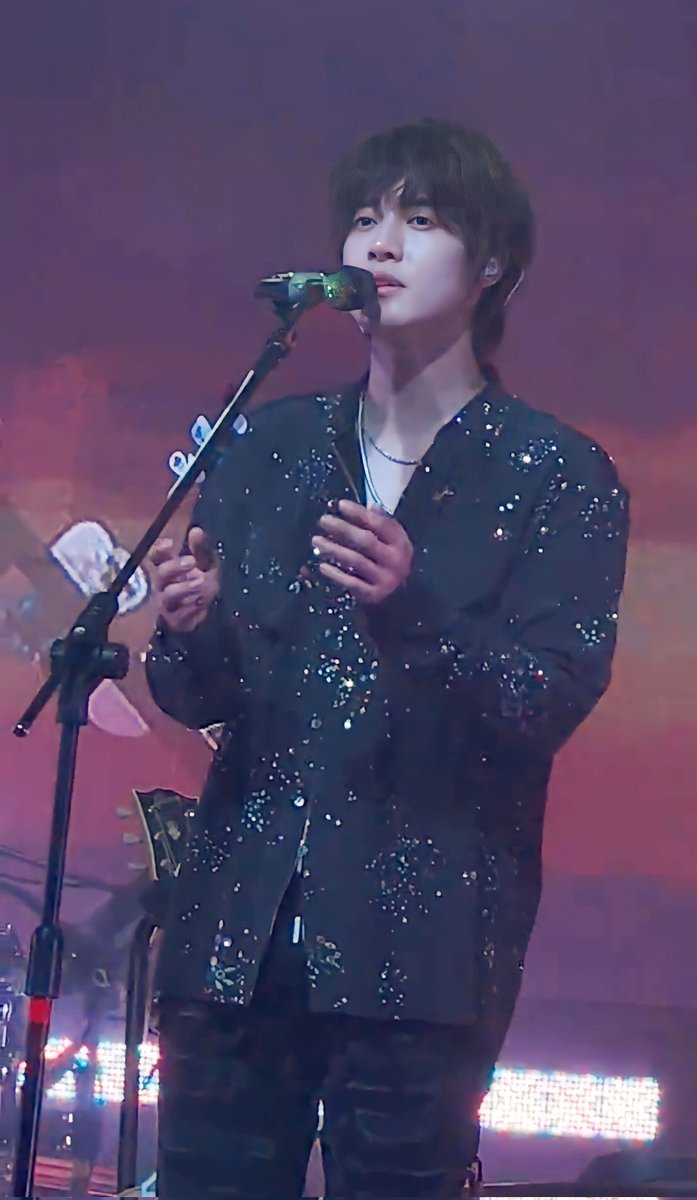 claudiacruzmor3's tweet photo. @TopTenOfficial #artistadelmes #SemifinalTOP #TopTenMusical
@khj_heneciatwt #KimHyunJoong https://t.co/FEOvY1TfJa