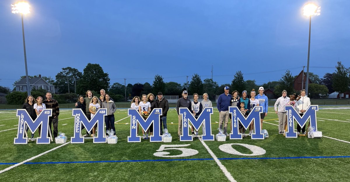 Celebrating the Girls Lax Seniors 2💙23. We are proud of you! #islanderpride ⁦<a href="/TheNewportDaily/">Newport Daily News</a>⁩ ⁦<a href="/NewportThisWeek/">Newport ThisWeek</a>⁩ ⁦@MHSPrincipal20⁩ ⁦<a href="/rkraeger/">Rosemarie K. Kraeger</a>⁩ ⁦<a href="/WeareMiddletown/">Middletown Public Schools</a>⁩