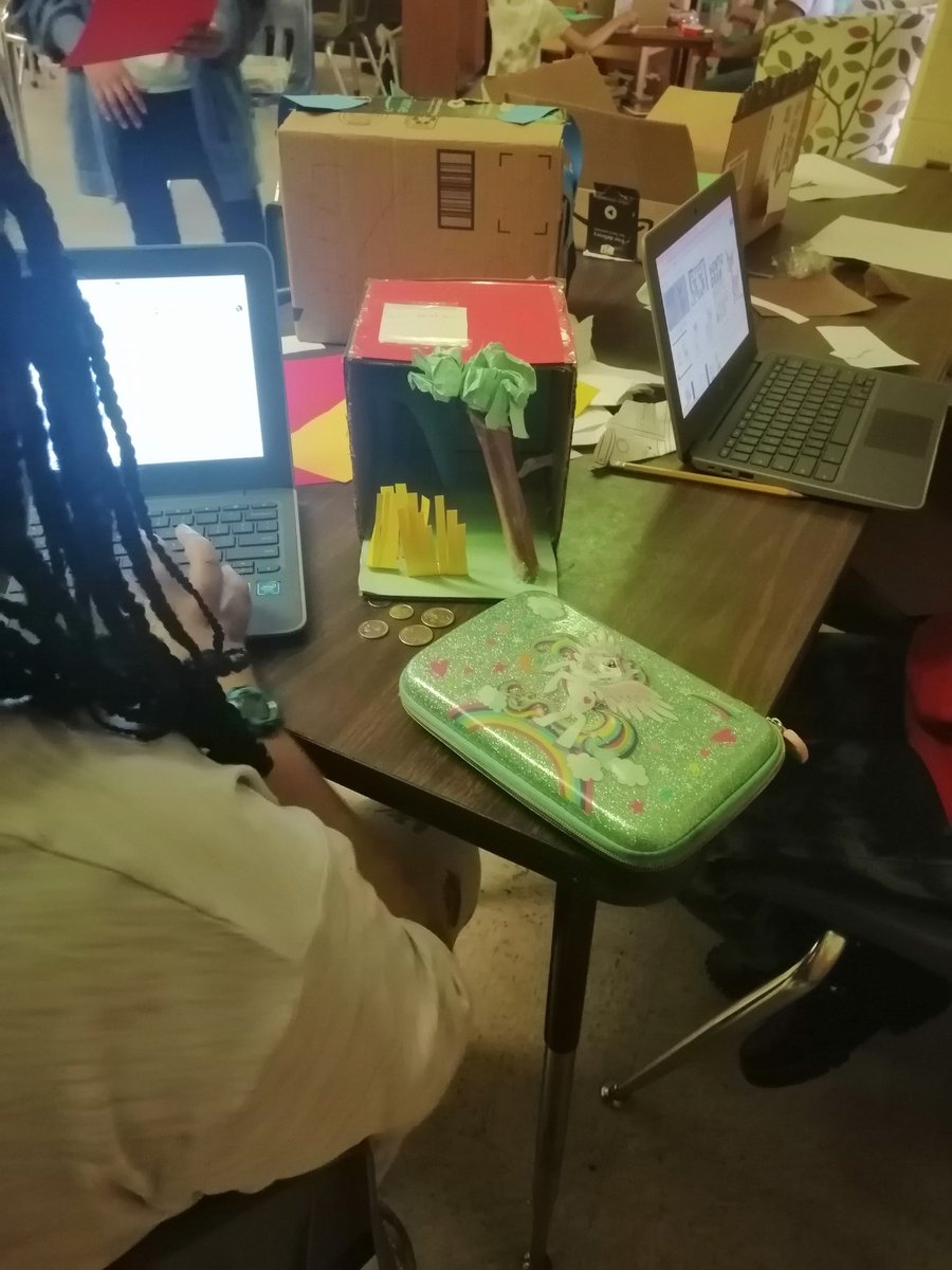 WednesdayAMJ's tweet photo. PBL - Diorama of an ecosystem https://t.co/P2Wp34aqGh