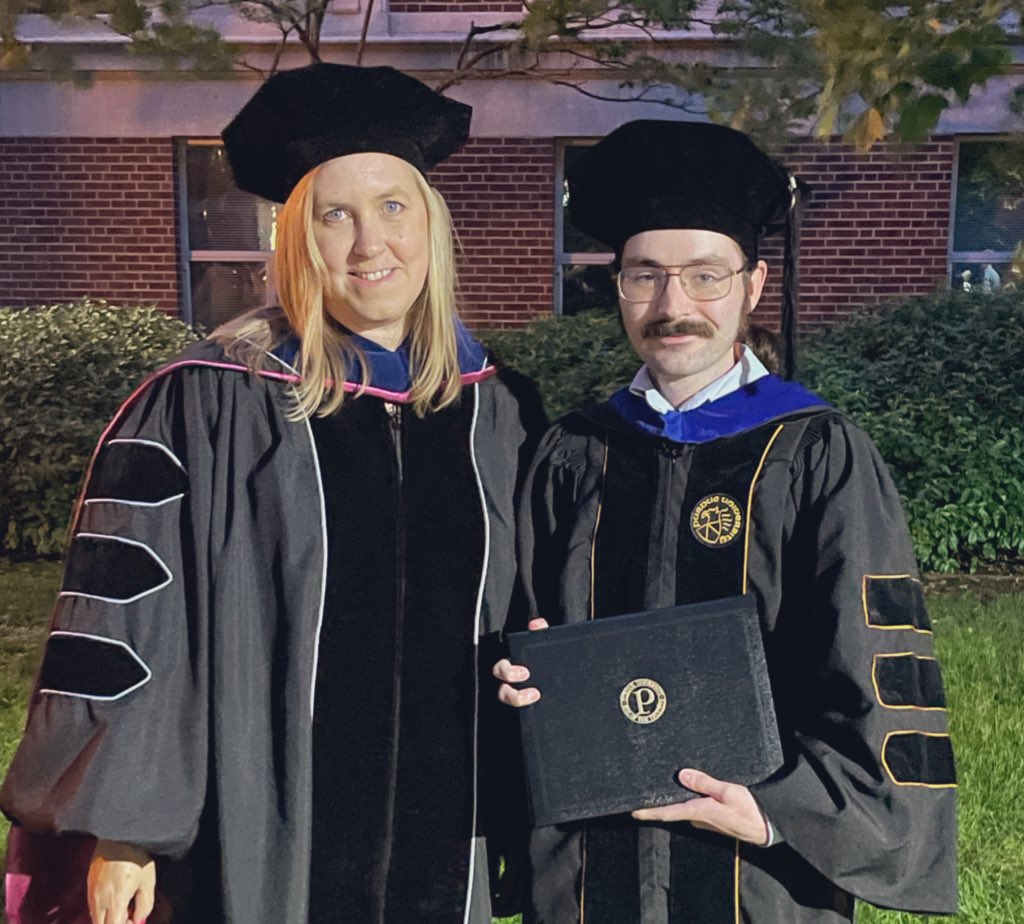 The first student joining the Sjogren lab is all hooded and grown up! Good luck <a href="/Harry_Mcnabbs/">Harry McNabb, PhD</a> on your next adventure at NIDDK!