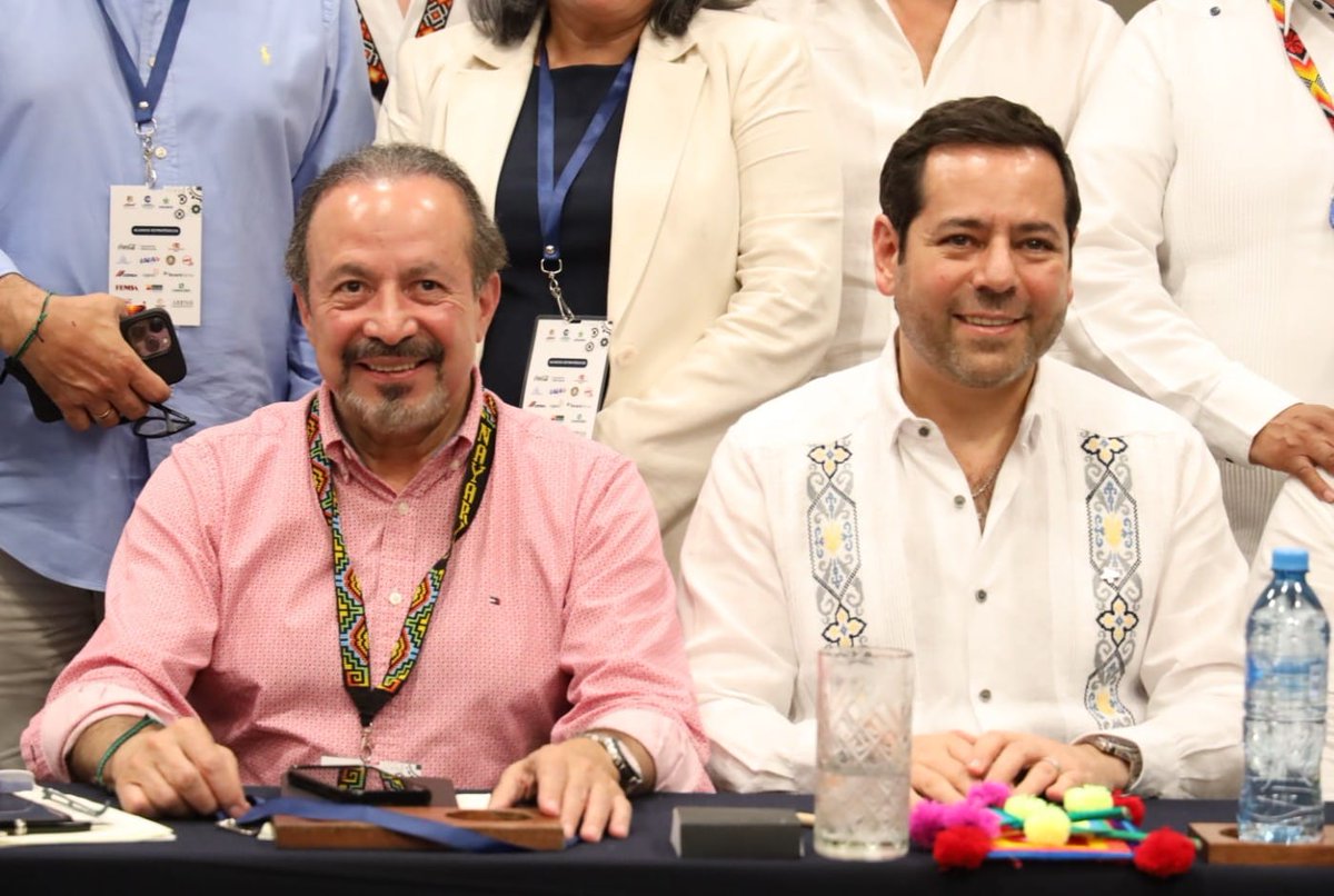 abugaberjose's tweet image. Agradezco a Francisco Solares @PacoSolaresA, presidente de la @cmicnacional, por invitarme al Consejo Directivo de la Cámara que se realiza paralelamente al #EncuentroDeIndustriales2023.