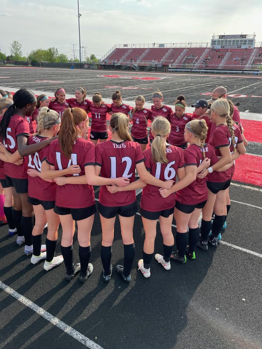 PNHS Womens Soccer 🐯⚽️🦋❤️ tweet media