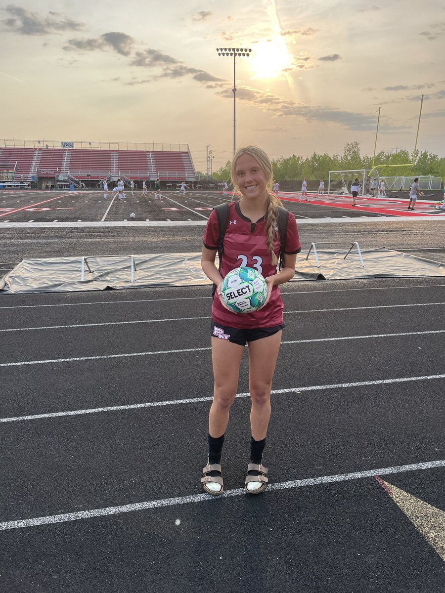 PNHS Womens Soccer 🐯⚽️🦋❤️ tweet media