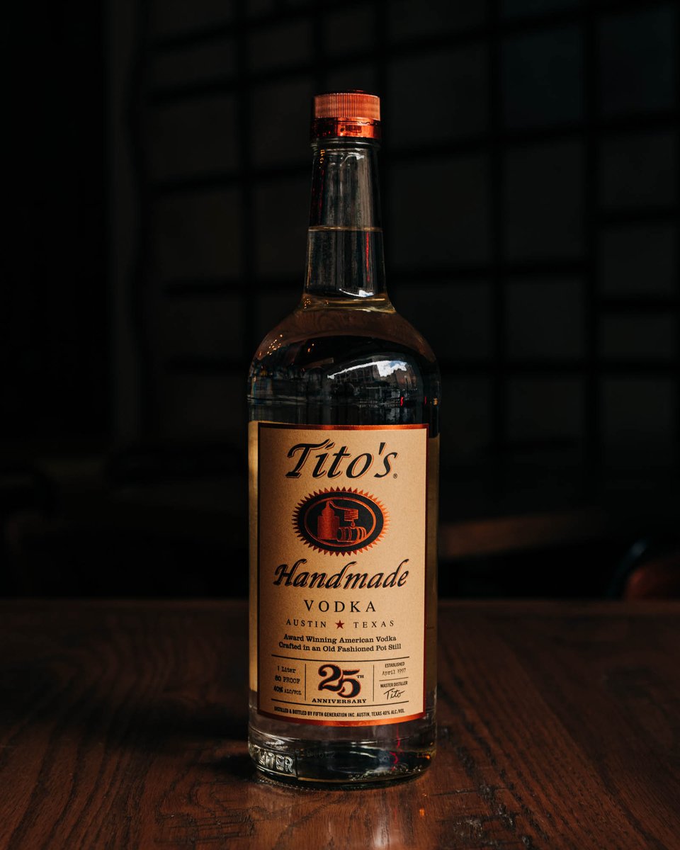 pillboxtav's tweet photo. Not sure about you guys, but we could really use a Titos right about now 💯👌 https://t.co/VlPTlGjXLn