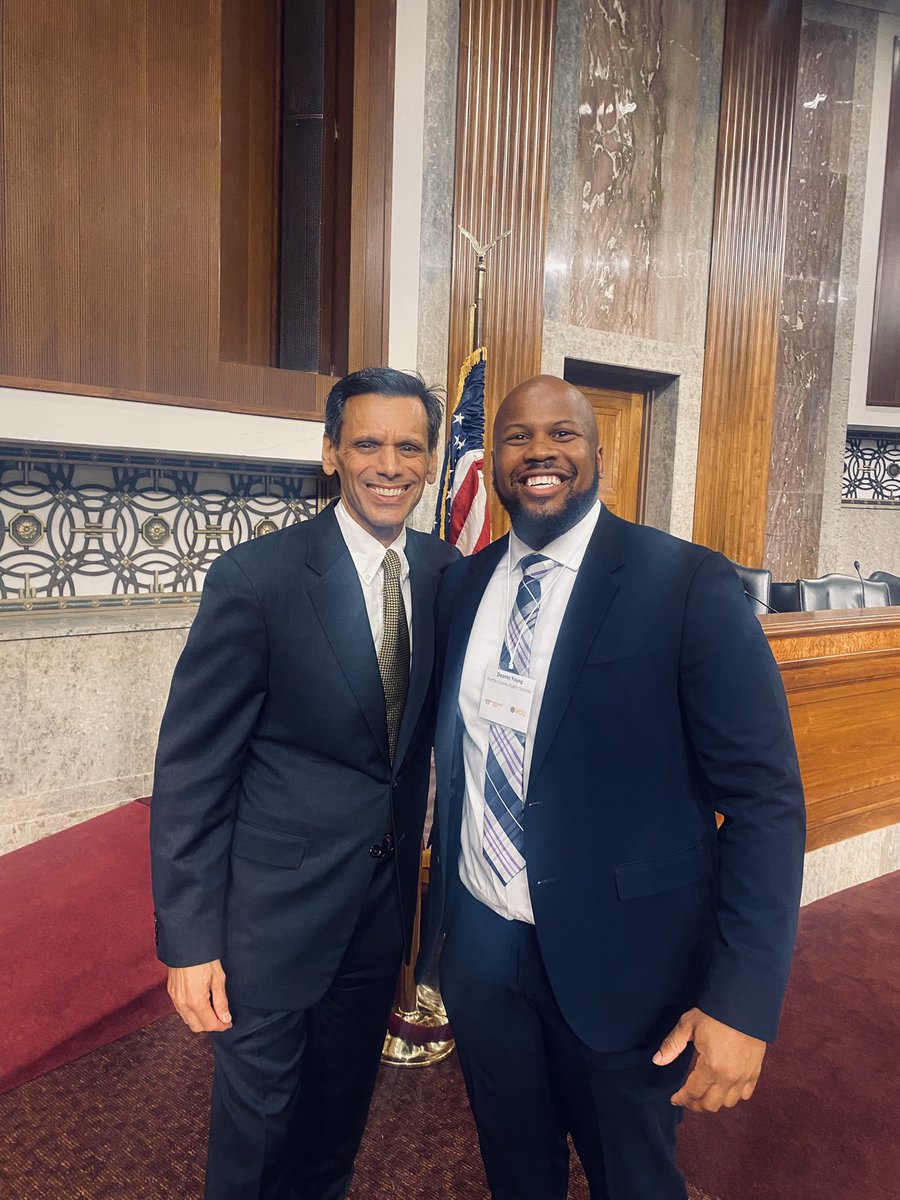 I’m grateful for the opportunity to attend the <a href="/VCU/">VCU</a> &amp; <a href="/virginia_tech/">Virginia Tech</a> Federal Legislation Reception this evening. Nothing like discussing legislation pertaining to education and connecting with leaders that make a difference! Thank you Congressman Scott &amp; Dr. Rao