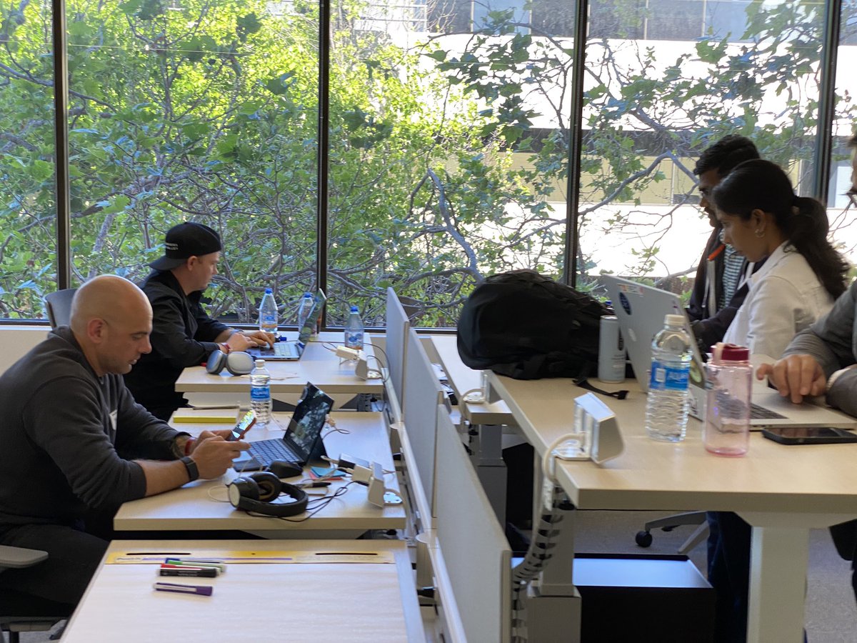 jowyang's tweet image. Vibe video at the #hackaithon hosted by @craft_ventures. 

Video is floor 1. Floors 2&amp;amp;4 are in photos, killer view from top floor. 

Eveeyone building AI #ai