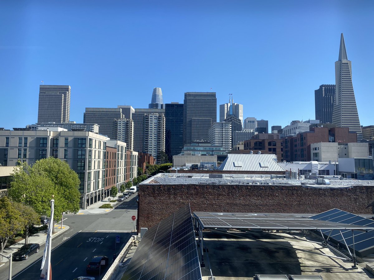jowyang's tweet image. Vibe video at the #hackaithon hosted by @craft_ventures. 

Video is floor 1. Floors 2&amp;amp;4 are in photos, killer view from top floor. 

Eveeyone building AI #ai