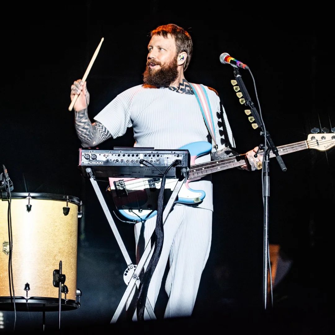 ImagineDBR's tweet photo. INESQUECÍVEL! 🐉🇧🇷

O show do Imagine Dragons em São Paulo no Allianz Parque é oficialmente o maior show da banda na América Latina. O show contou com mais de 49 mil pessoas e arrecadou cerca de $3.7 milhões de dólares.

Fonte: @touringdata https://t.co/c2Y4AqJpZ5