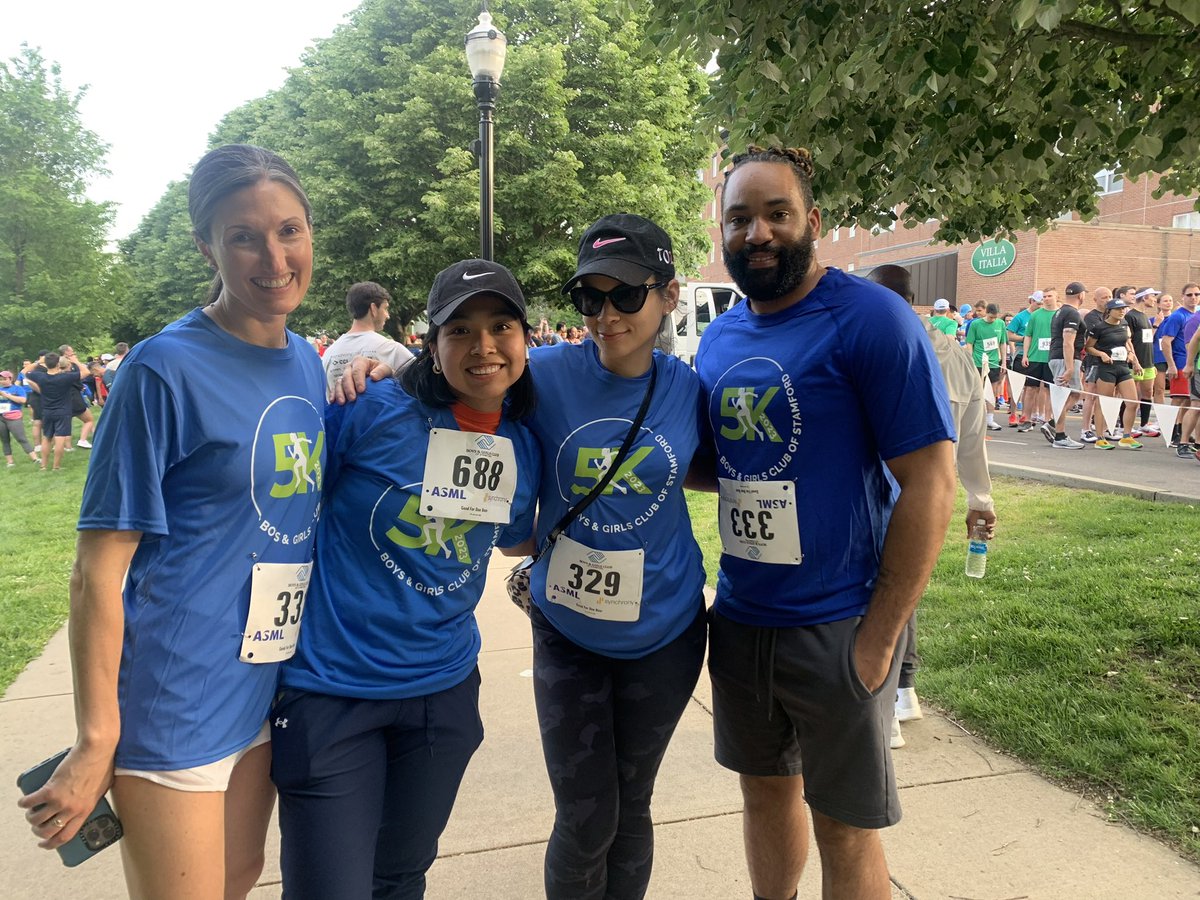 StamfordC2C's tweet image. At the 5k run to support our community partner Boys and Girls Club of Stamford, Inc. 
A team that runs together, wins together! 
#SC2C