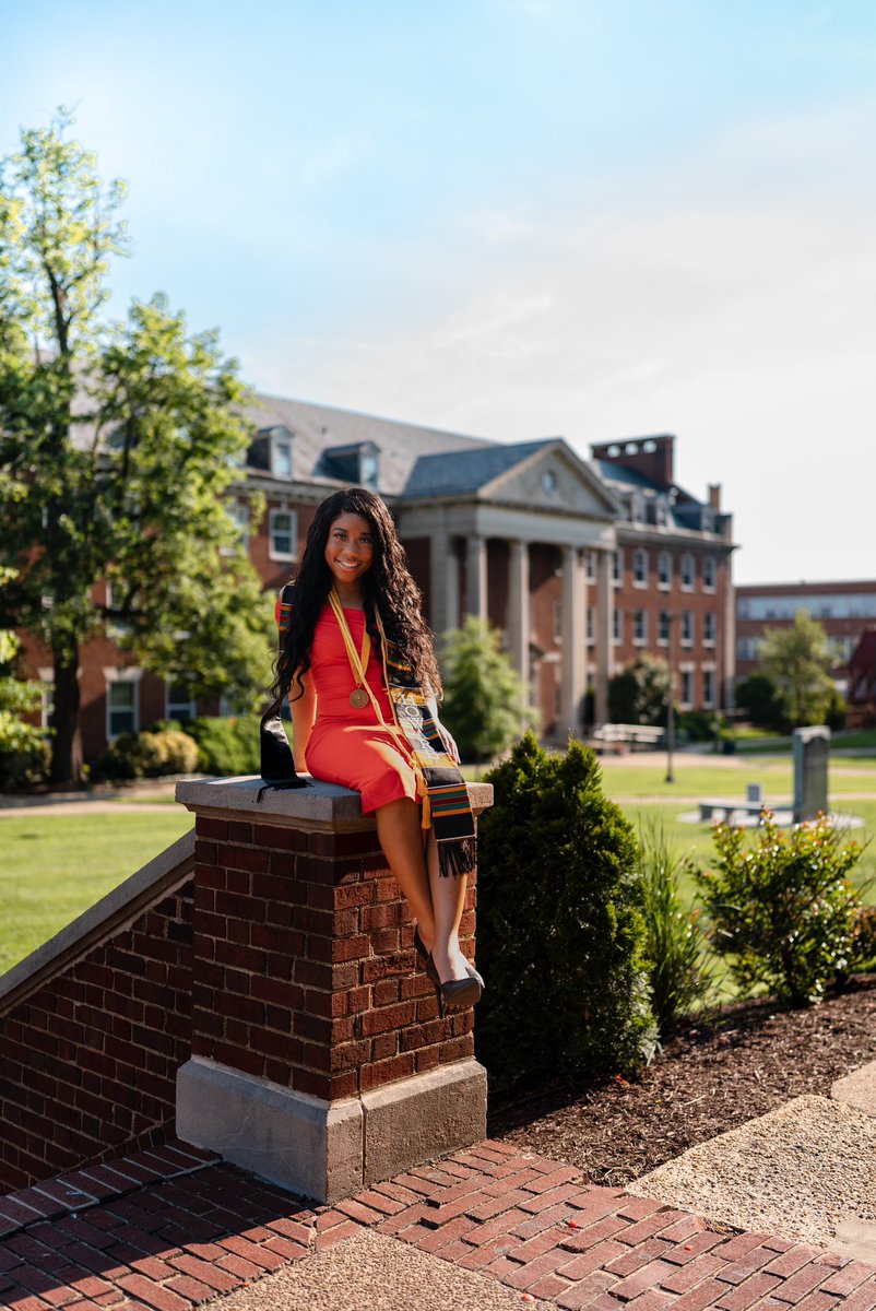 MitchellZiyah's tweet photo. #hu23 #howardgrad https://t.co/ZiIc23ePCE